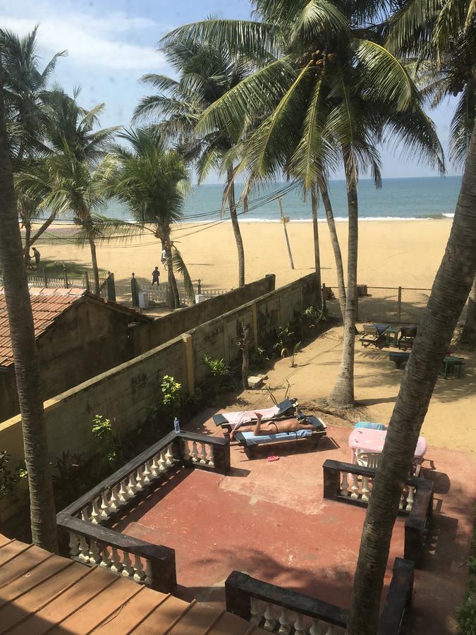 Dephani Beach Hotel Negombo Exteriör bild